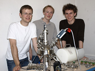 Jugend forscht Team (v.l.n.r.): Magnus Anselm, Max Bigelmayr, Sebastian Glasl